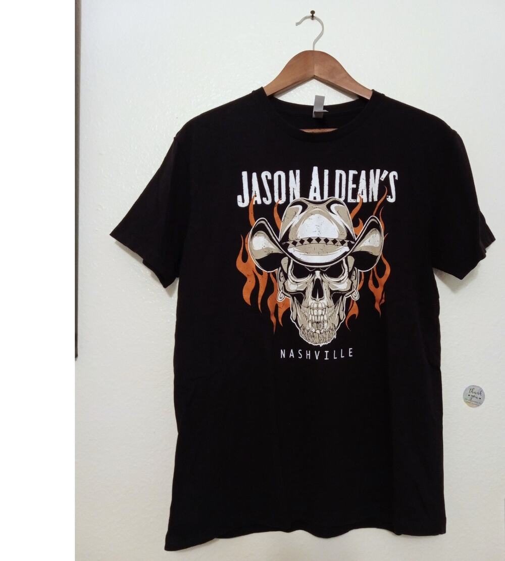 Jason Aldean Burn It Down Tour T-Shirt Flaming Skull Nashville Graphic SZ L